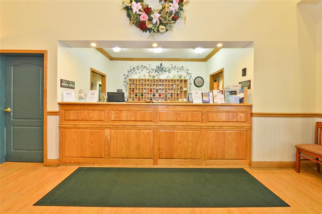 Blisspoint Inn & Suites Marion Interieur foto
